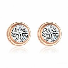 Cartier Diamants Legers DE Earrings in 18K Pink Gold With 1 White Diamond